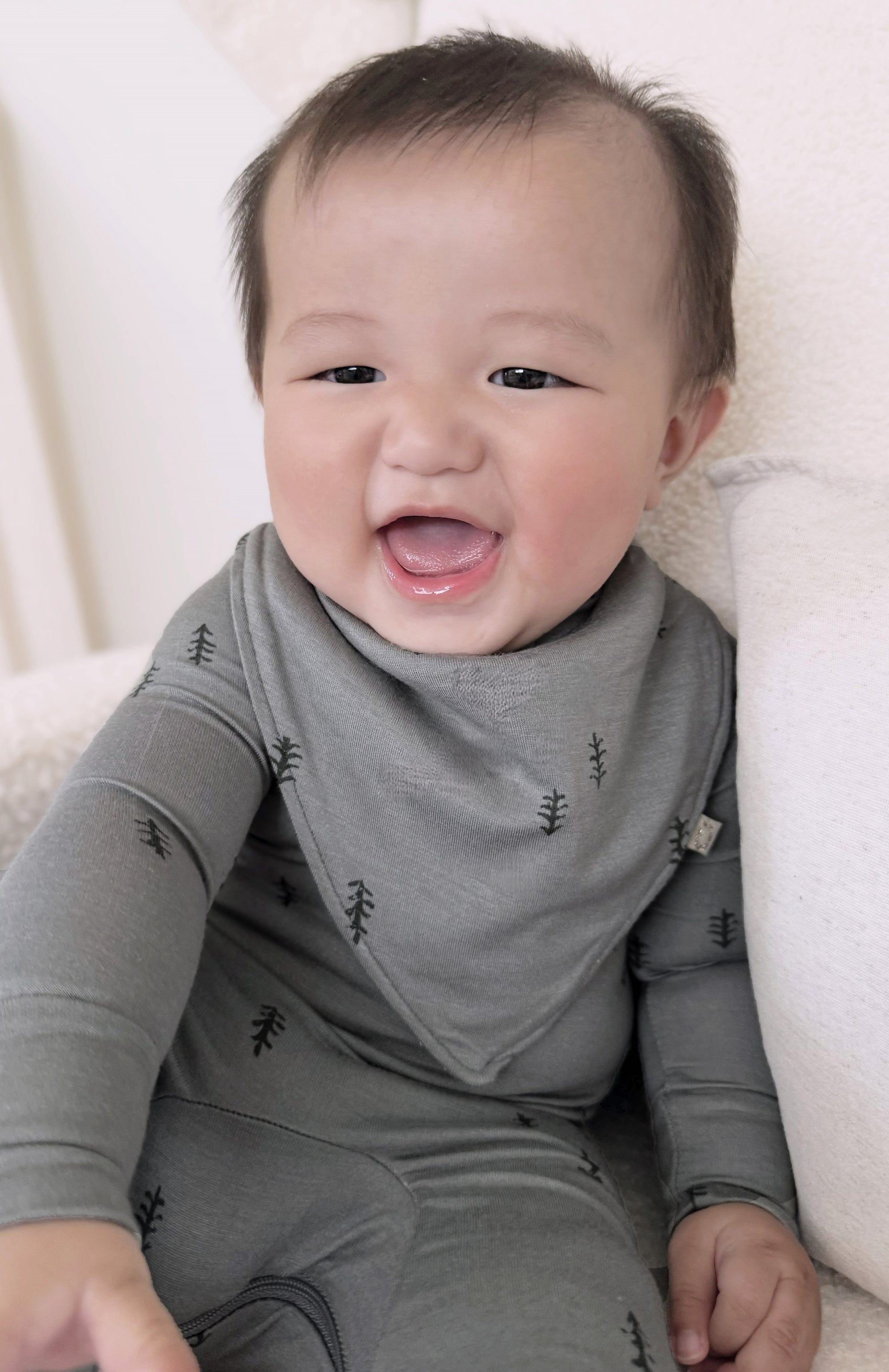 günamüna Bandana Bib - Forest (Min. of 2, multiples of 2)