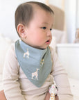 günamüna Bandana Bib - Giraffe (Min. of 2, multiples of 2)