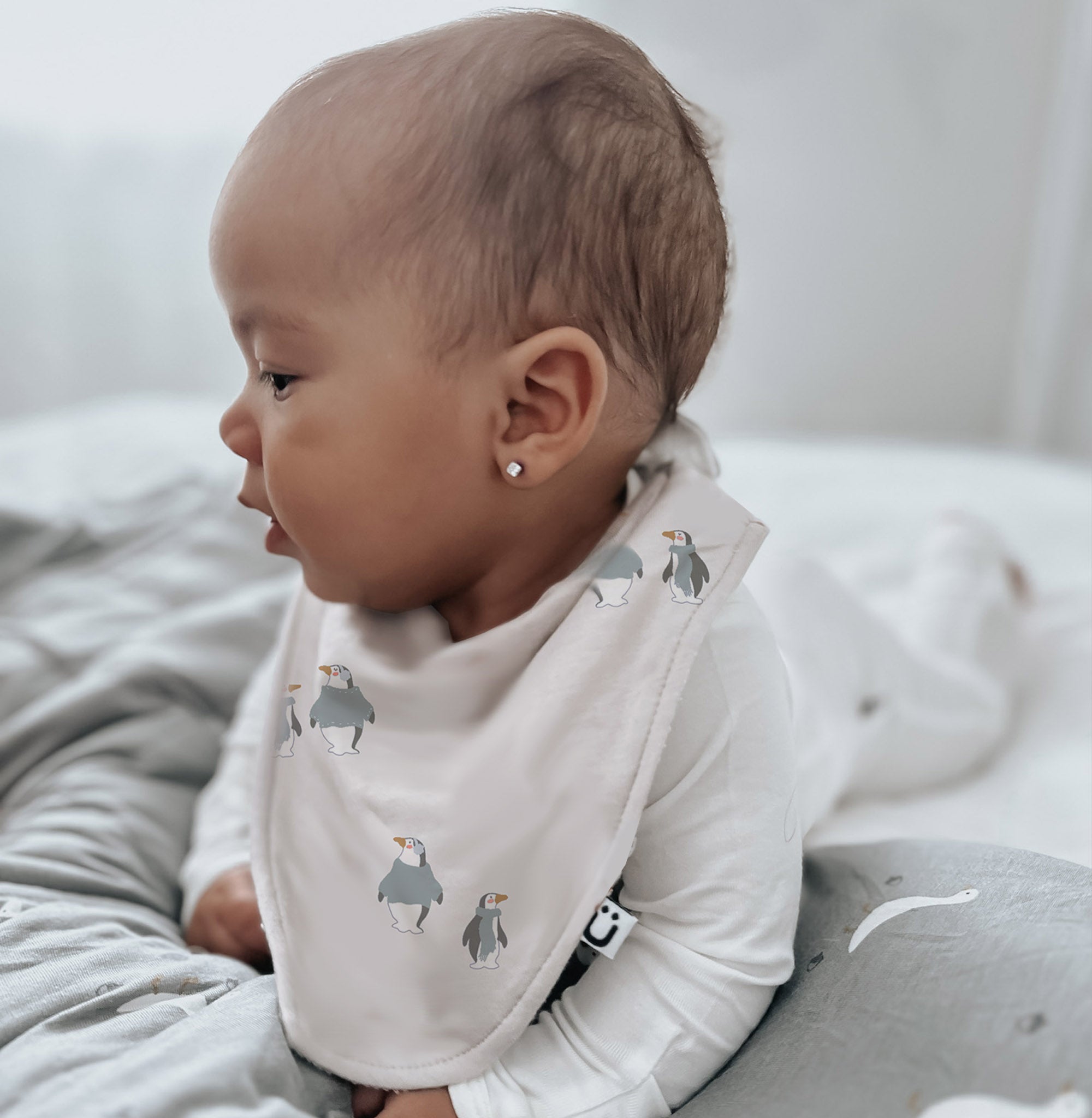 günamüna Bandana Bib - Penguin (Min. of 2, multiples of 2)