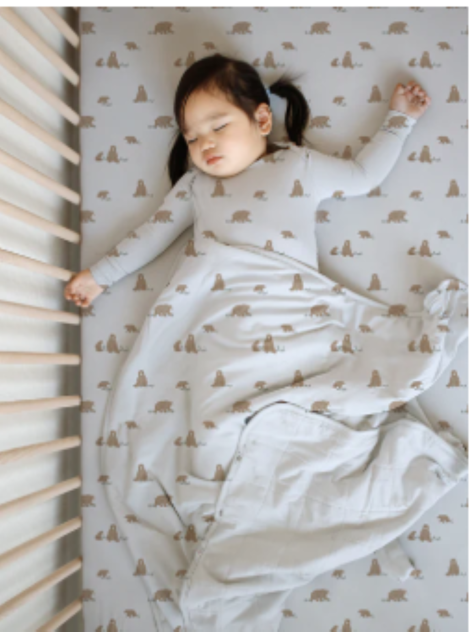 günamüna Crib Sheet - Teddies (Min. of 2, multiples of 2)
