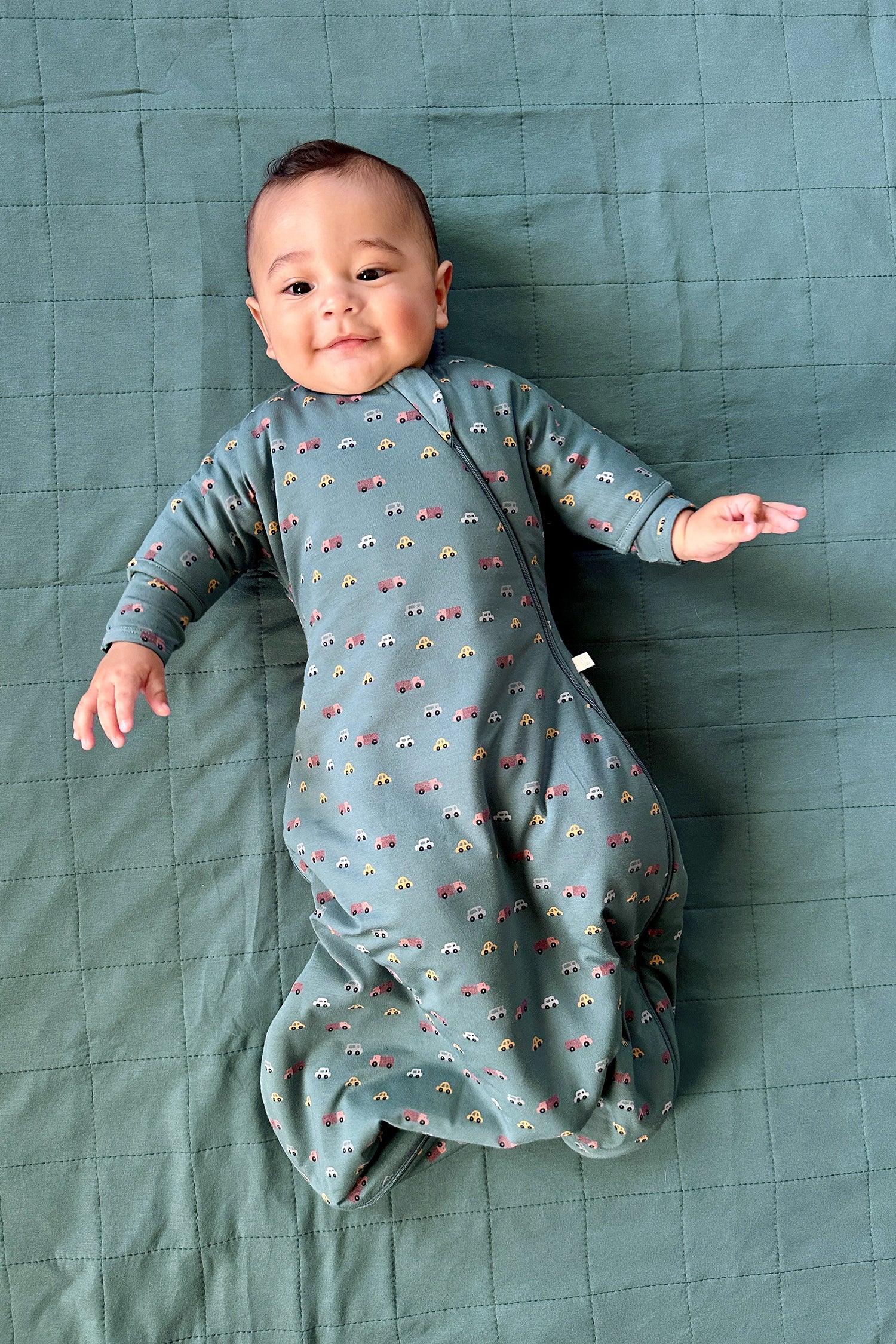günamüna Long Sleeve Transitional Swaddle Sleep Sack Duvet Bamboo Going 2.5 TOG (Min. of 2, multiples of 2)