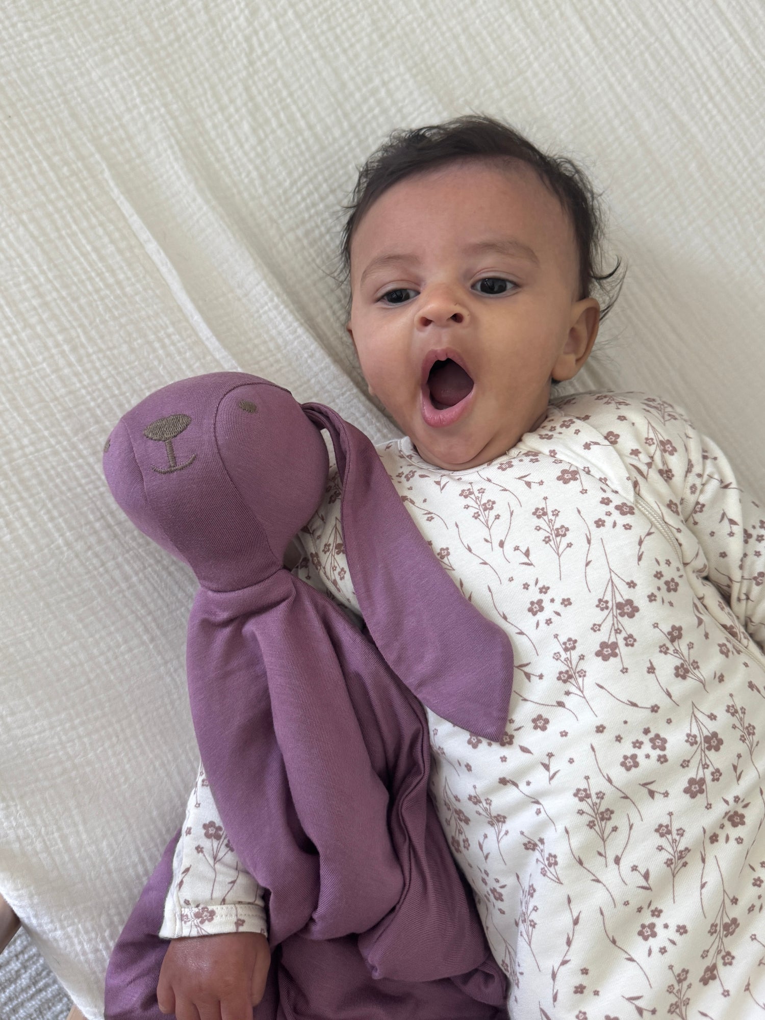 günamüna Transitional Swaddle Sleep Sack Duvet Bamboo Posies 2.5 TOG (Min. of 2, multiples of 2)