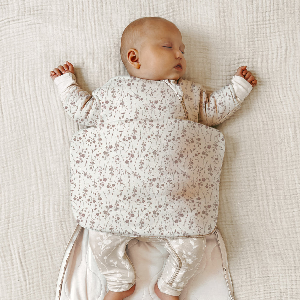 günamüna Long Sleeve Transitional Swaddle Sleep Sack Duvet Bamboo Posies 2.5 TOG (Min. of 2, multiples of 2)