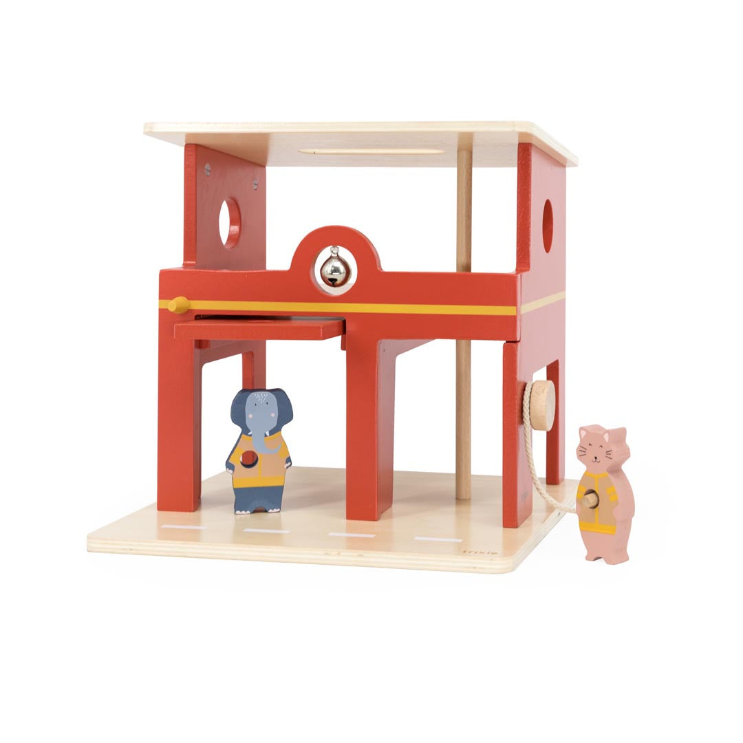 Trixie Wooden animal fire station (Min. of 2 PK, multiples of 2 PK)