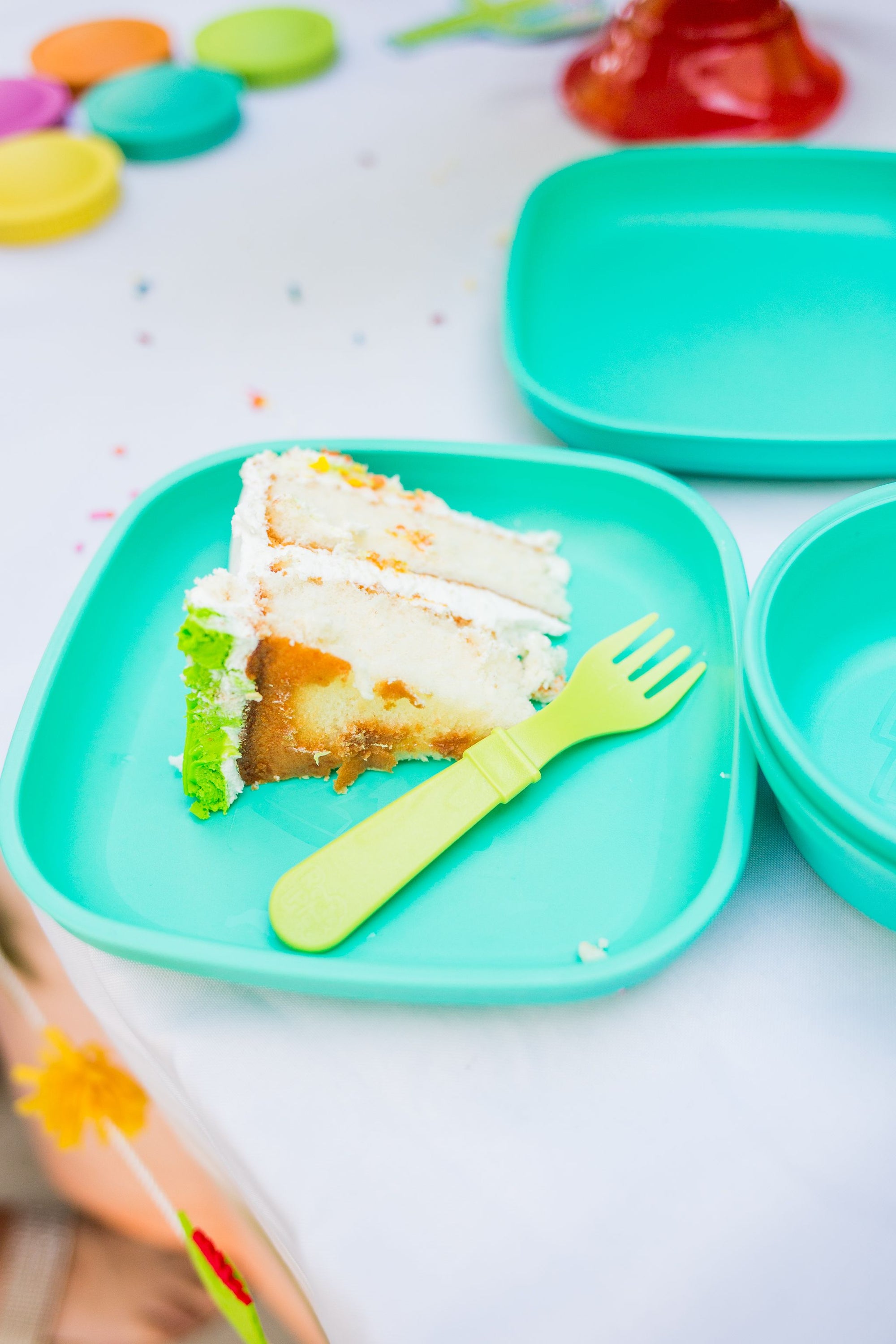 Re-Play Flat Plate 9''- Teal (Min. of 2 PK, Multiples of 2 PK)
