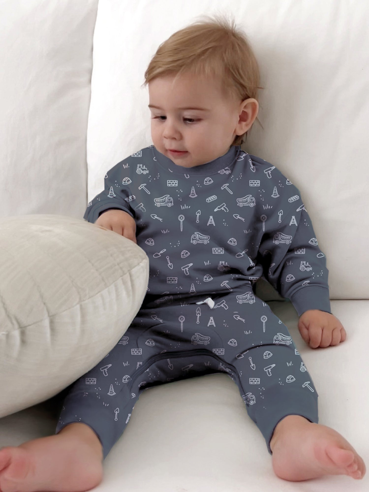 günamüna Fleece Sweatsuit Construction (Min. of 2, multiples of 2)