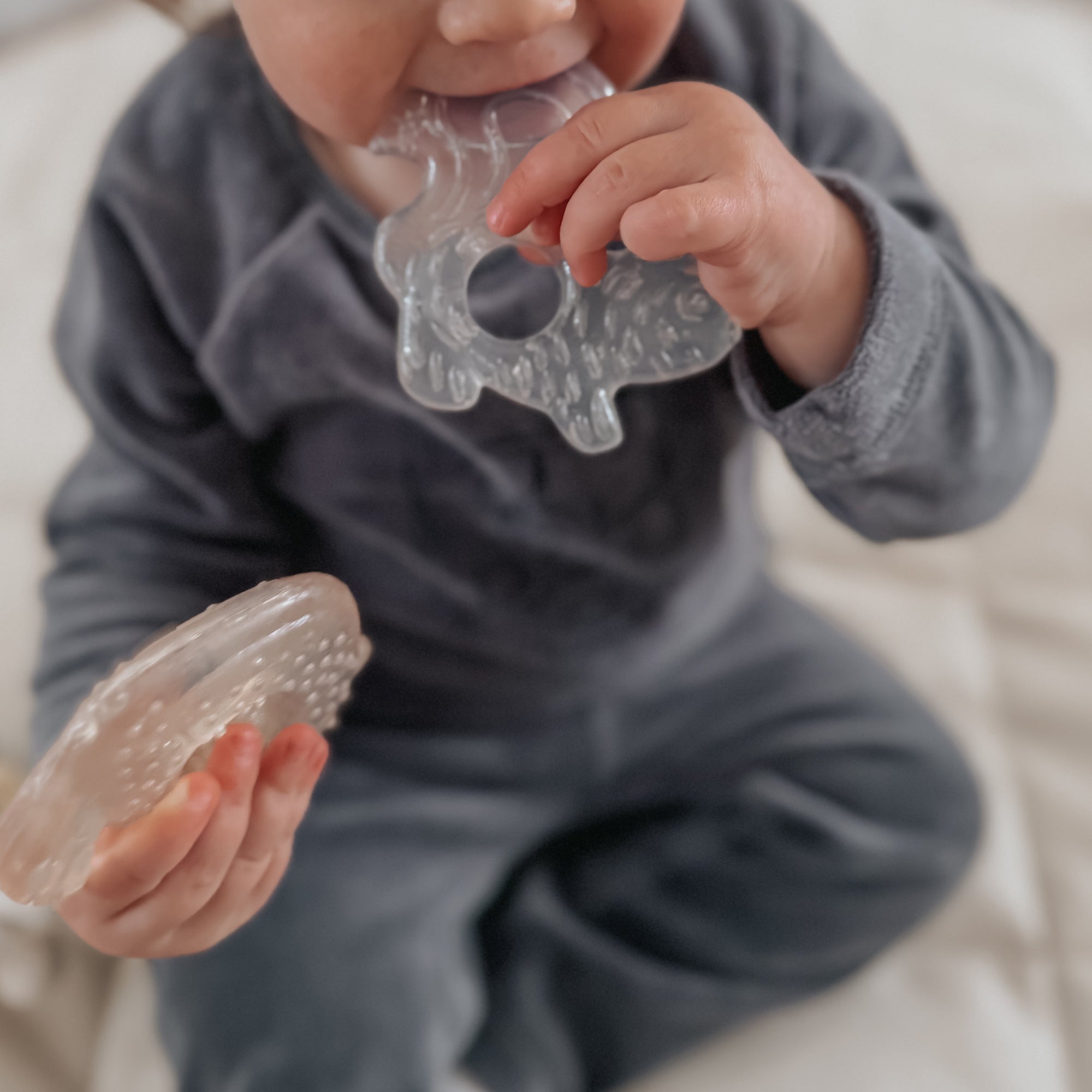 noüka Cooling Nature Teether - Earth (Sold in Case of 2, Qty of 1=2 products)