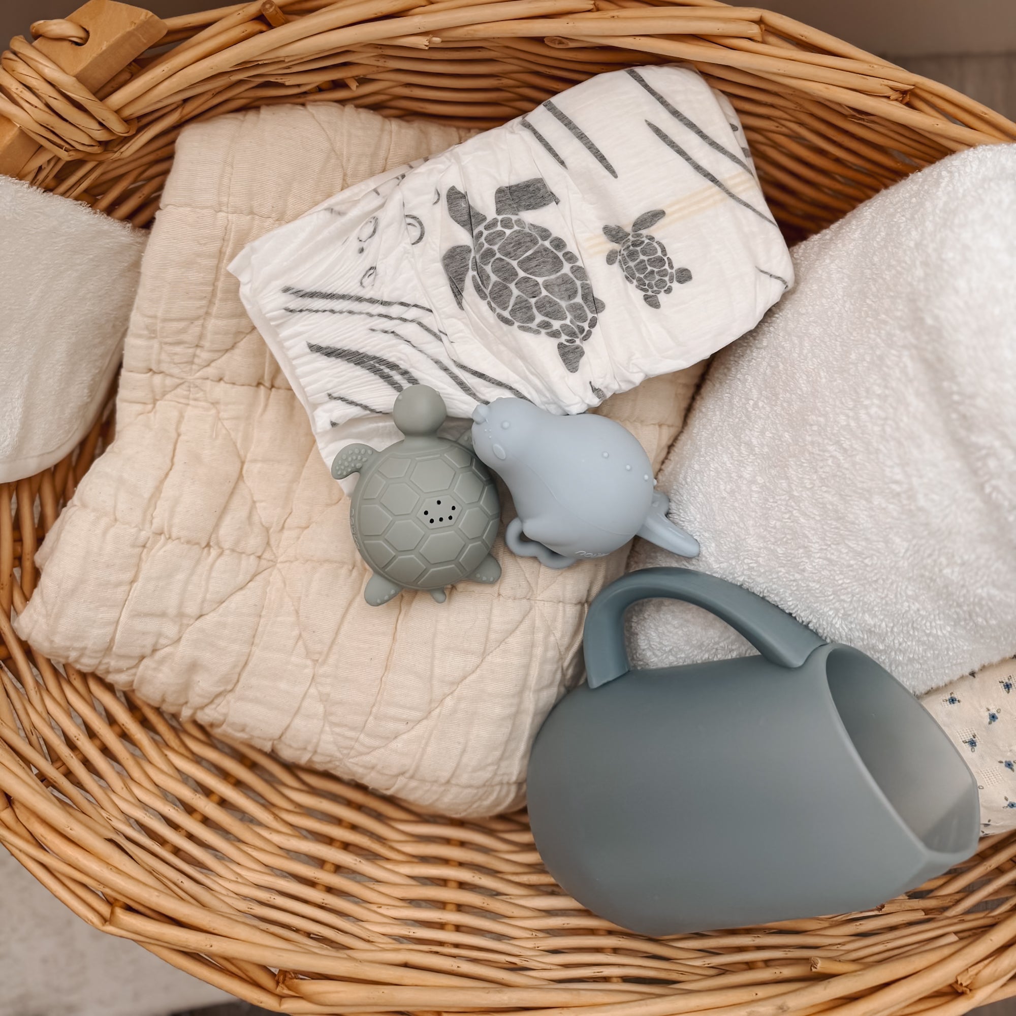 noüka Rinse Jug - Soft Blush (Sold in Case of 2, Qty of 1=2 products)