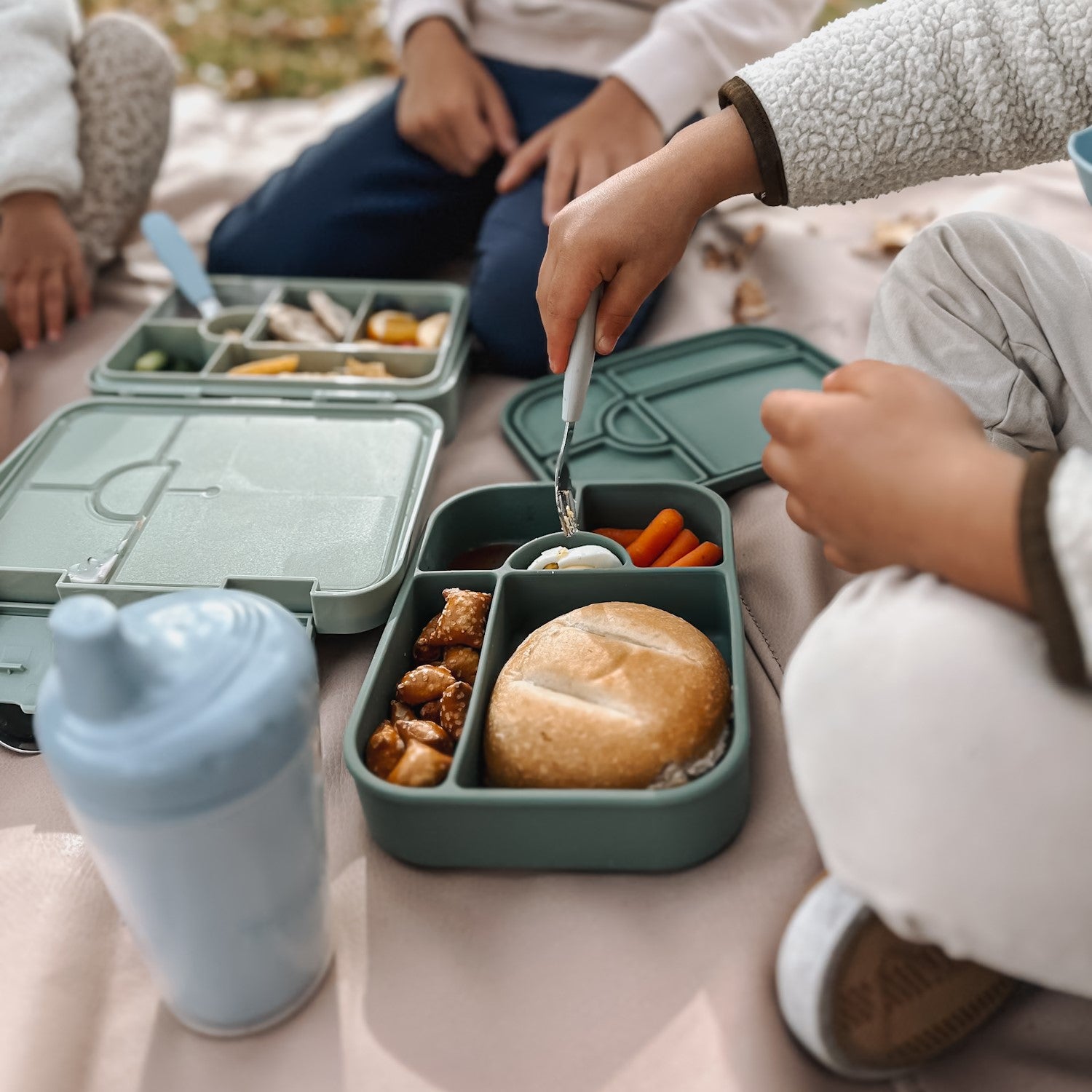 noüka Large Silicone Sealed Lunch Box - Deep Ocean (Min. of 2 PK, Multiples of 2 PK)