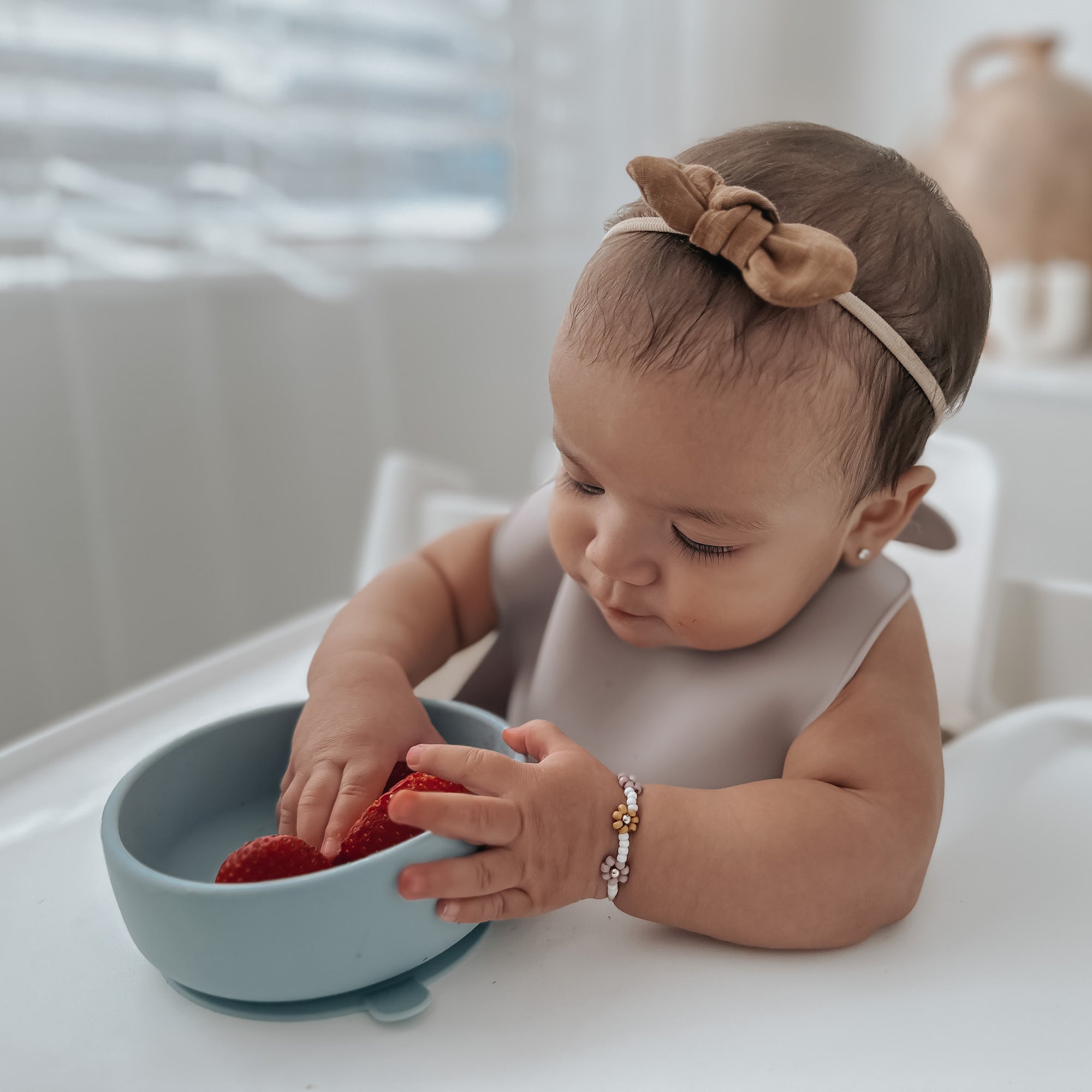 noüka Suction Bowl - Leaf (Min. of 2 PK, Multiples of 2 PK)