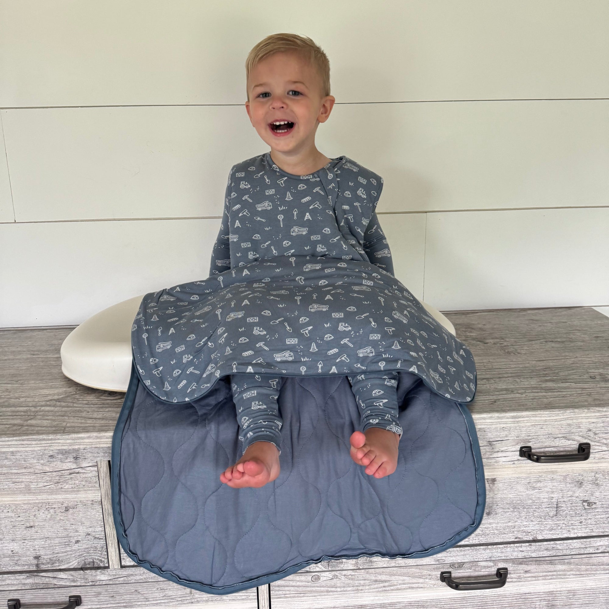 günamüna Long Sleeve Transitional Swaddle Sleep Sack Duvet Bamb Construction 1 TOG (Min. of 2, multiples of 2)