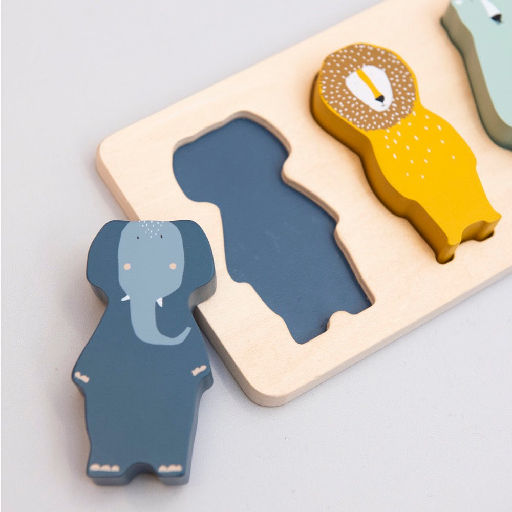 Trixie Wooden shape puzzle (Min. of 2 PK, multiples of 2 PK)