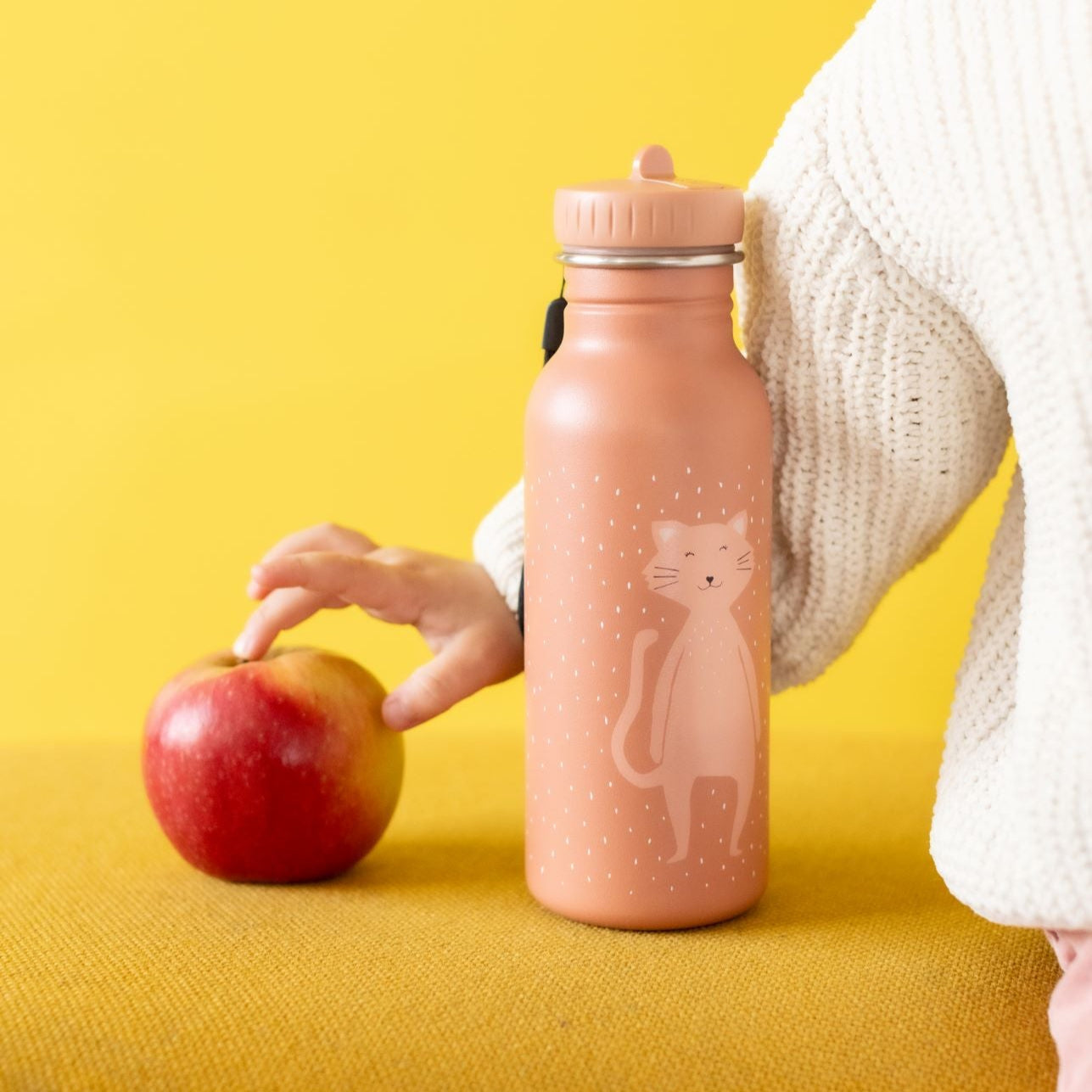 Trixie Bottle 500ml - Mrs. Cat (Min. of 2 PK, multiples of 2 PK)