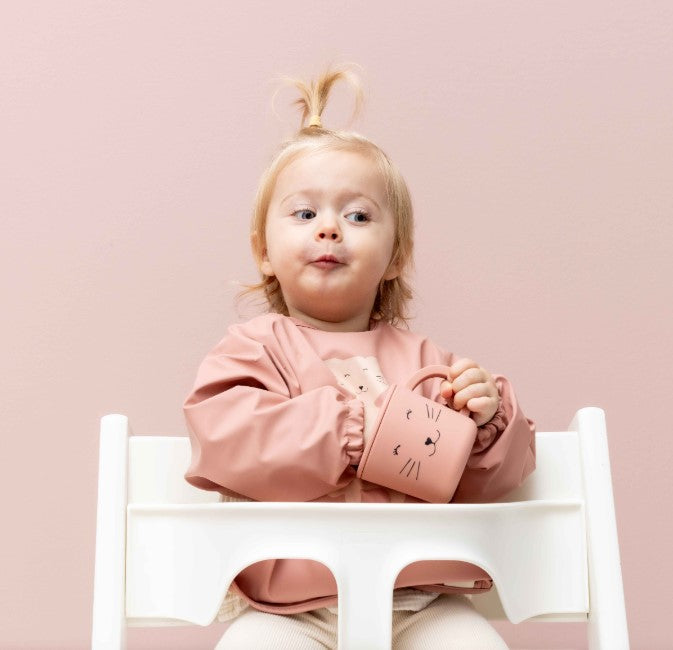 Trixie Waterproof long sleeve bib - Mrs. Cat (Min. of 3 PK, multiples of 3 PK)