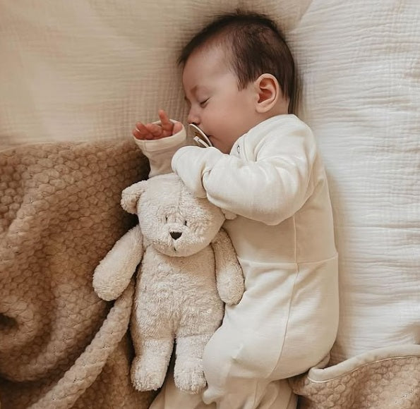 Moonie Organic Humming Bear With Lamp - Polar (Min. of 2 PK, multiples of 2 PK)