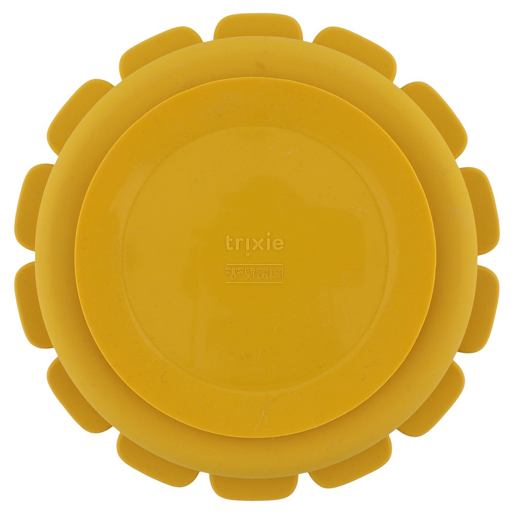 Trixie Silicone divided suction plate - Mr. Lion (Min. of 2 PK, multiples of 2 PK)