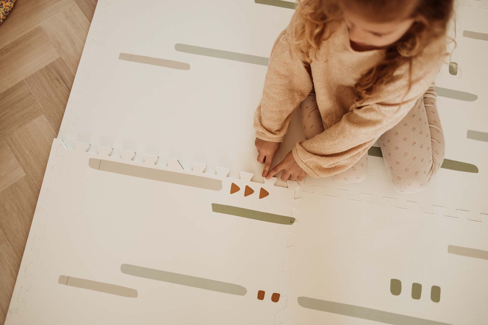 Play&Go EEVAA Puzzle Playmat Farm (Min of 1, multiples of 1)