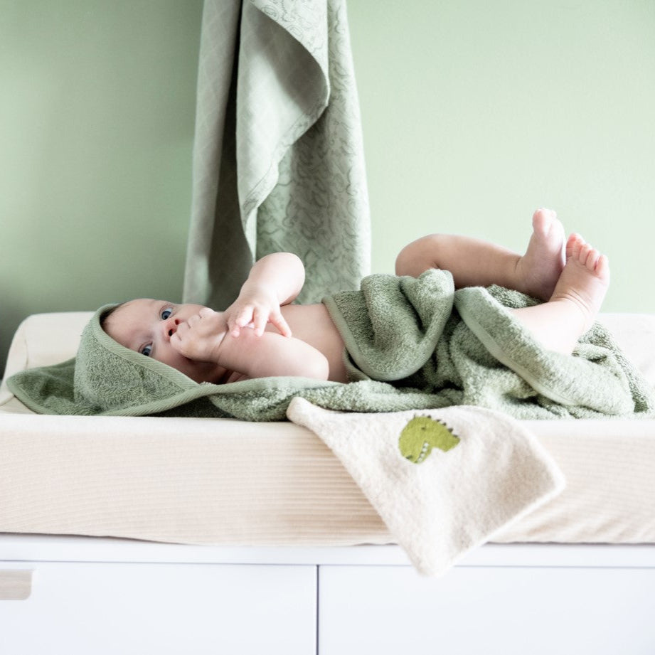 Trixie Hooded towel | 70x130cm - Mr. Dino (Min. of 2 PK, multiples of 2 PK)
