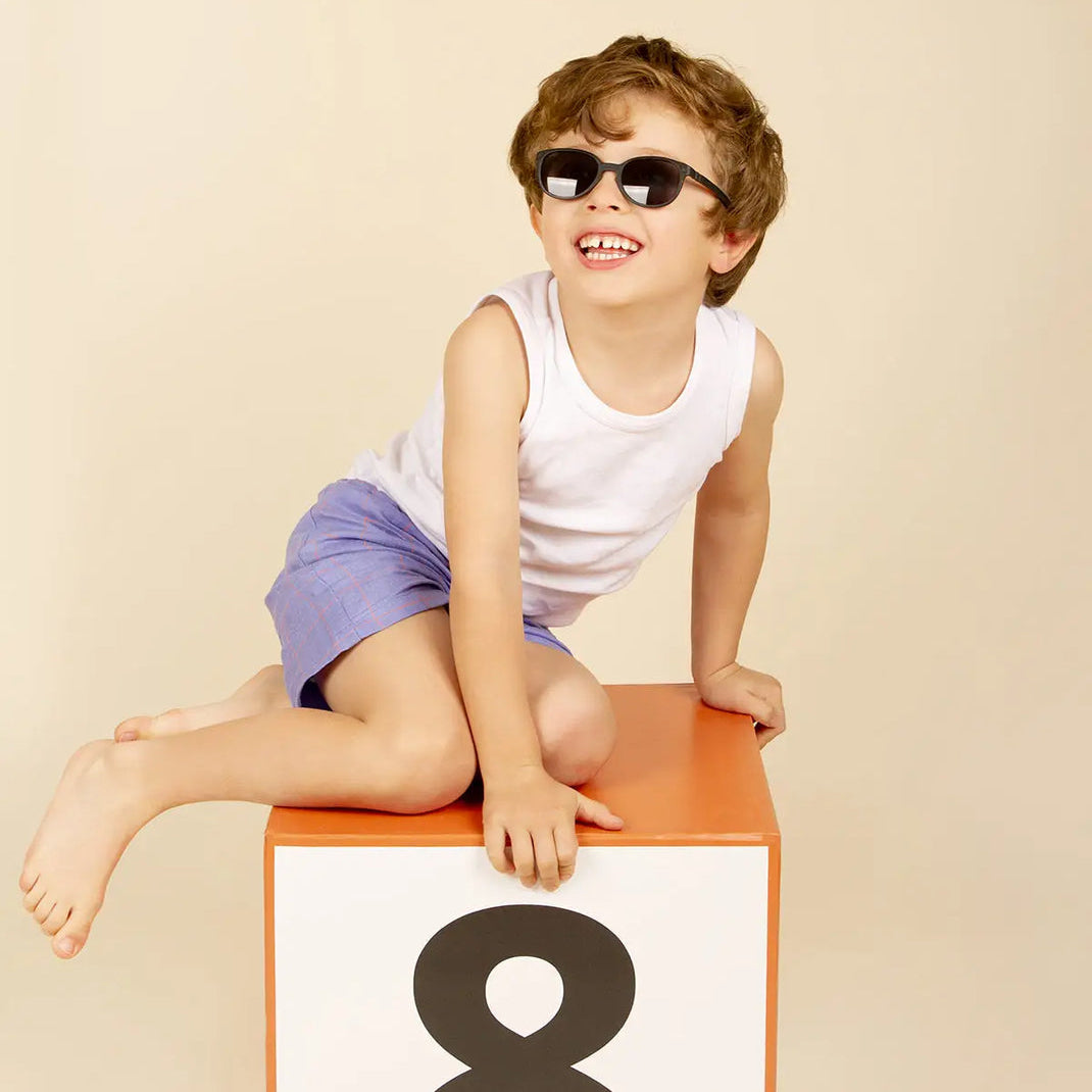 Ki ET LA Wazz Sunglasses - Black (Min. of 2 PK, multiples of 2 PK)