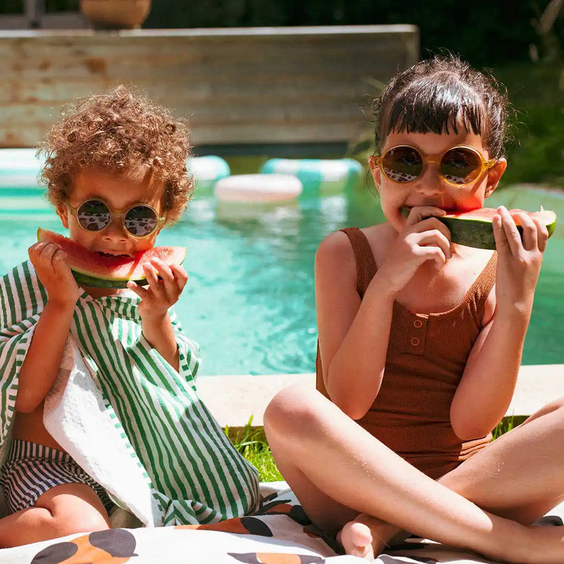 Ki ET LA Woam Sunglasses - Brown (Min. of 2 PK, multiples of 2 PK)