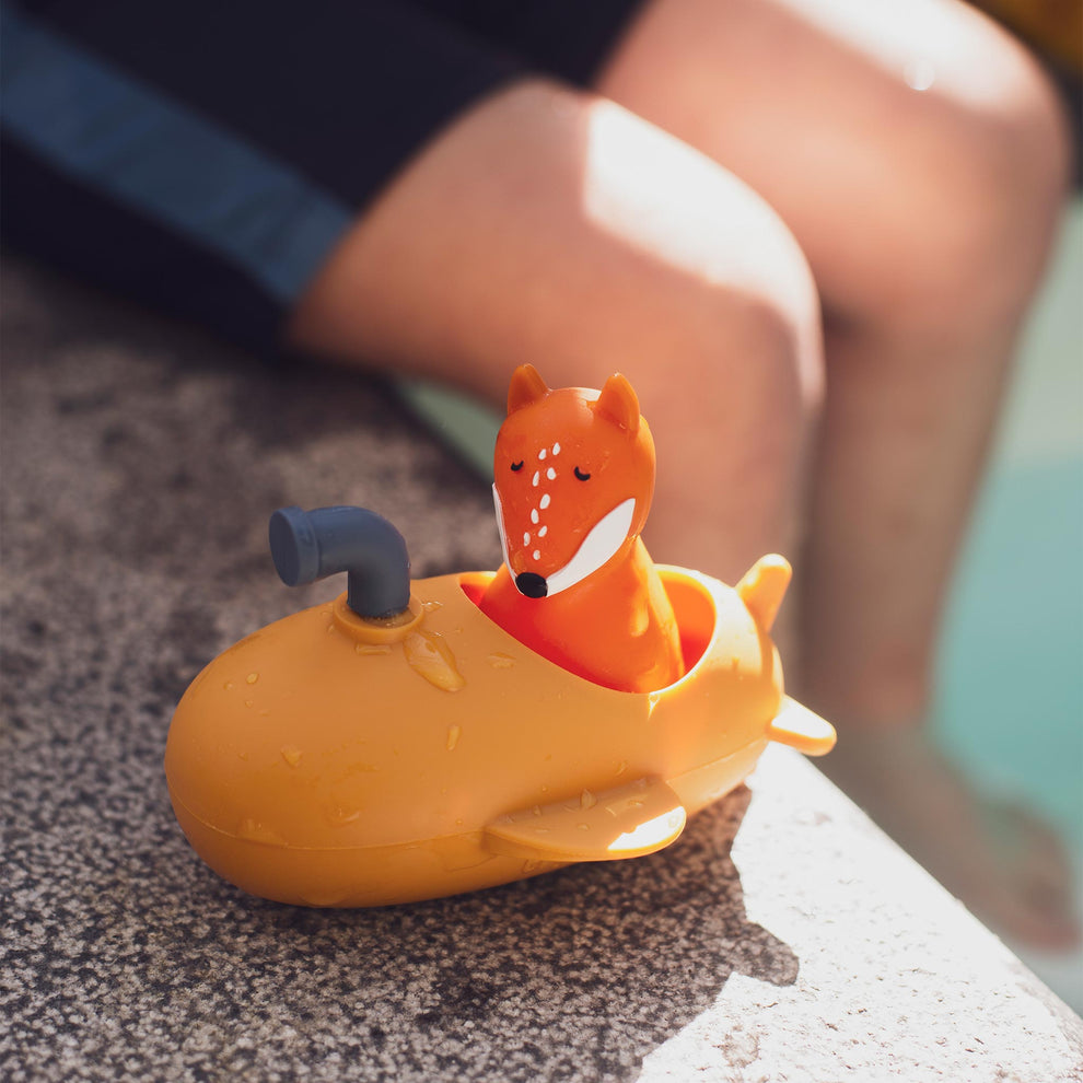 Trixie Bath toy submarine - Mr. Fox (Min. of 2 PK, multiples of 2 PK)