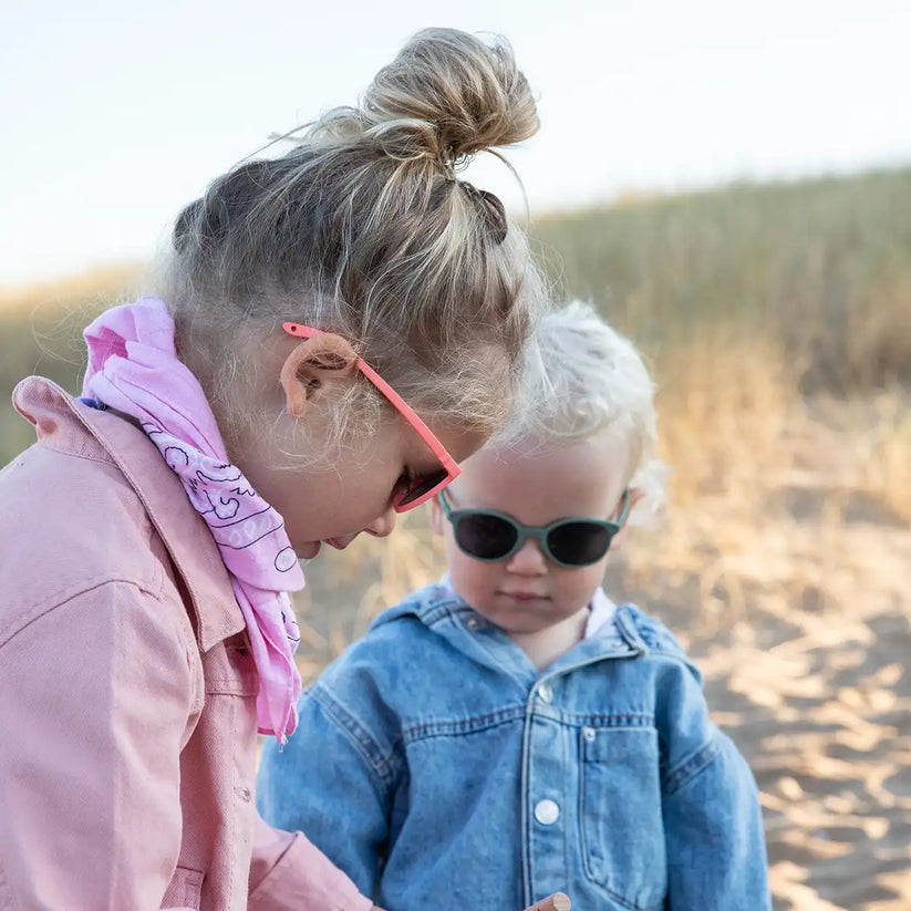 Ki ET LA Wazz Sunglasses - Grapefruit (Min. of 2 PK, multiples of 2 PK)