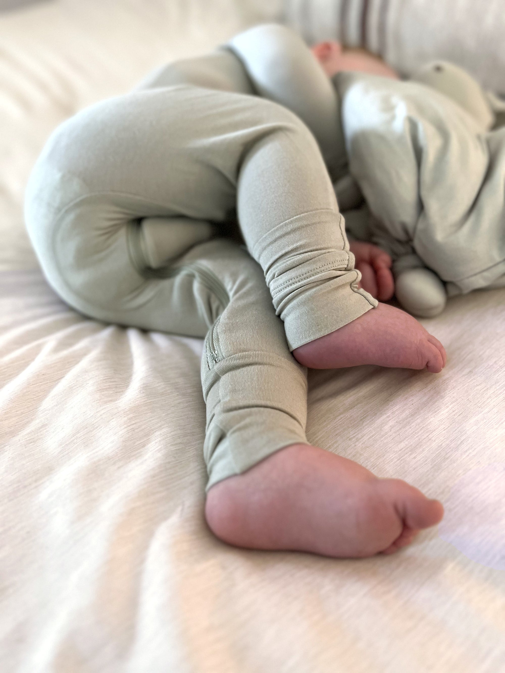 günamüna Convertible Footie Dew (Min. of 2, multiples of 2)