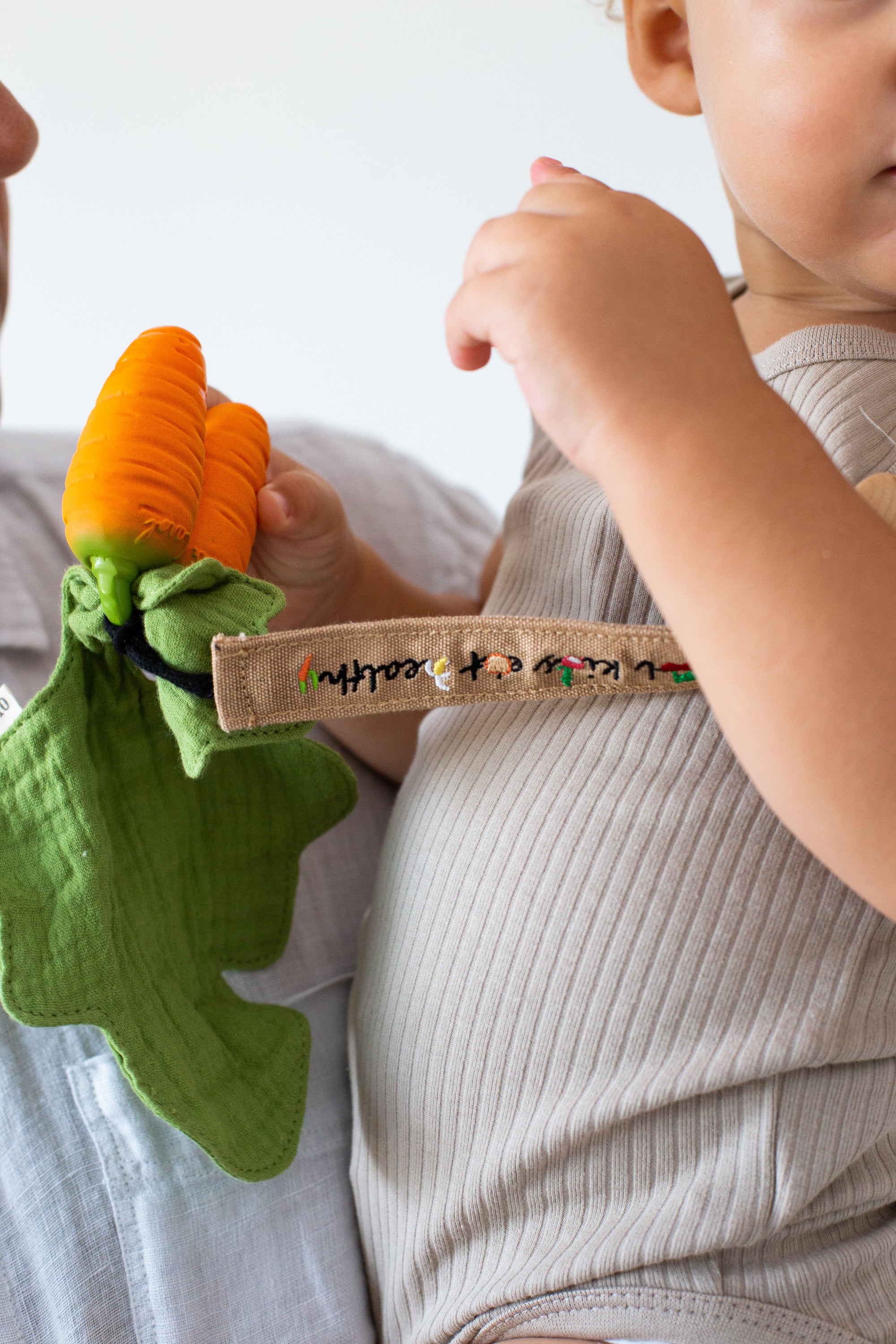 Oli & Carol Pacifier Clip (Min. of 2 PK, multiples of 2 PK)