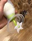 Haakaa Breast Pump Flower Stopper White (Min. of 1, multiples of 1) - MAIGHAN DISTRIBUTION CANADA