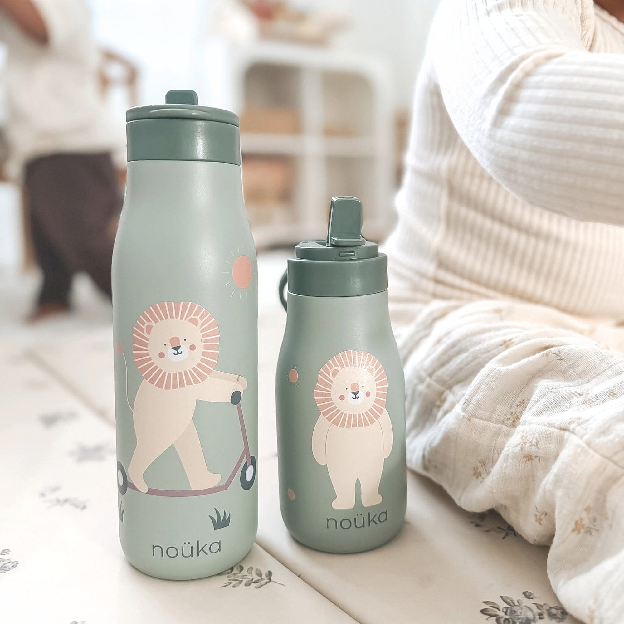 noüka Stainless Steel Drinking Bottle 10 Oz Lucie Collection - Roary-The Lion (Min. of 2 PK, Multiples of 2 PK)