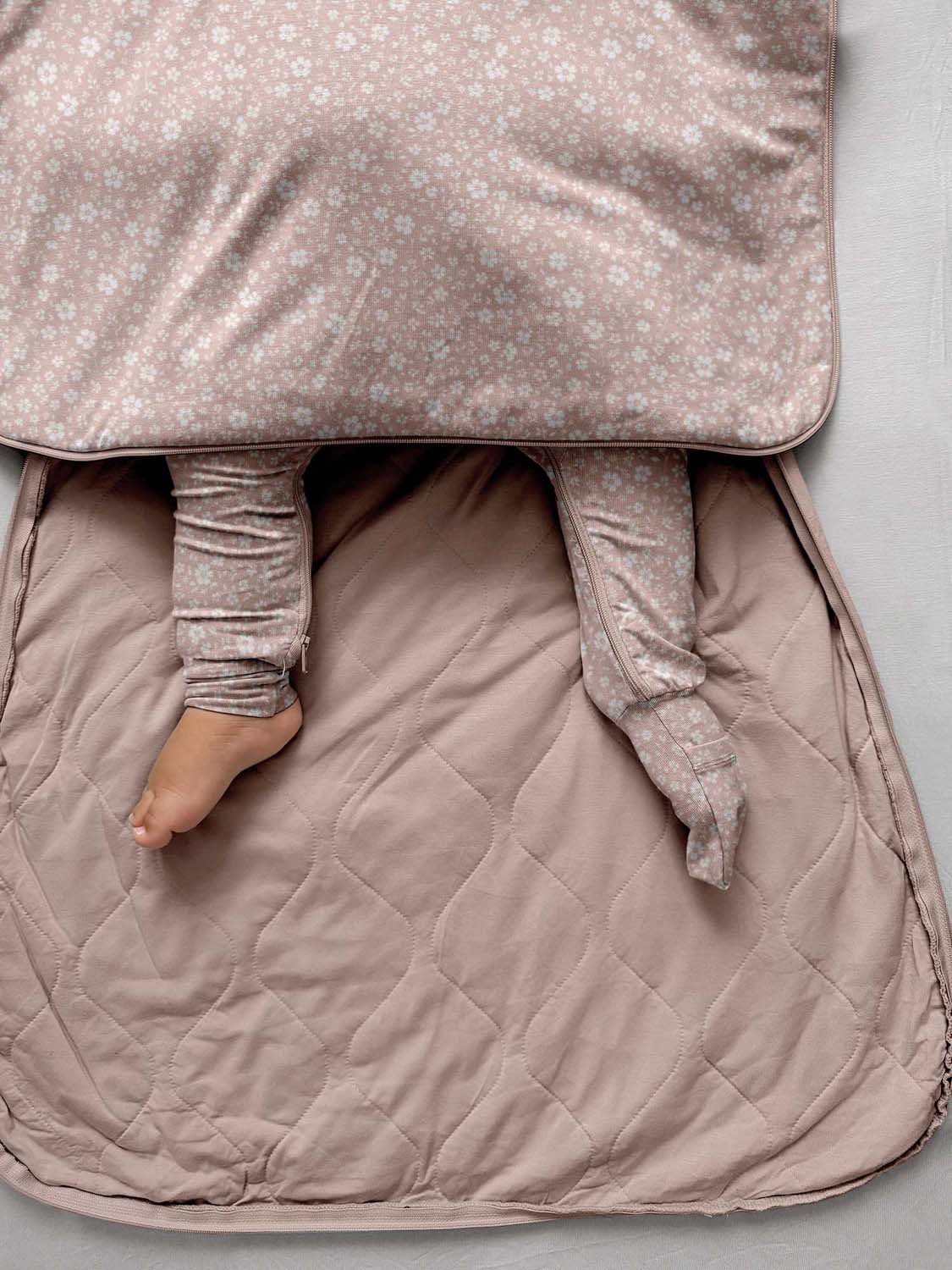 günamüna Sleep Sack Duvet Bamboo Grace 2.5 TOG (Min. of 2, multiples of 2)
