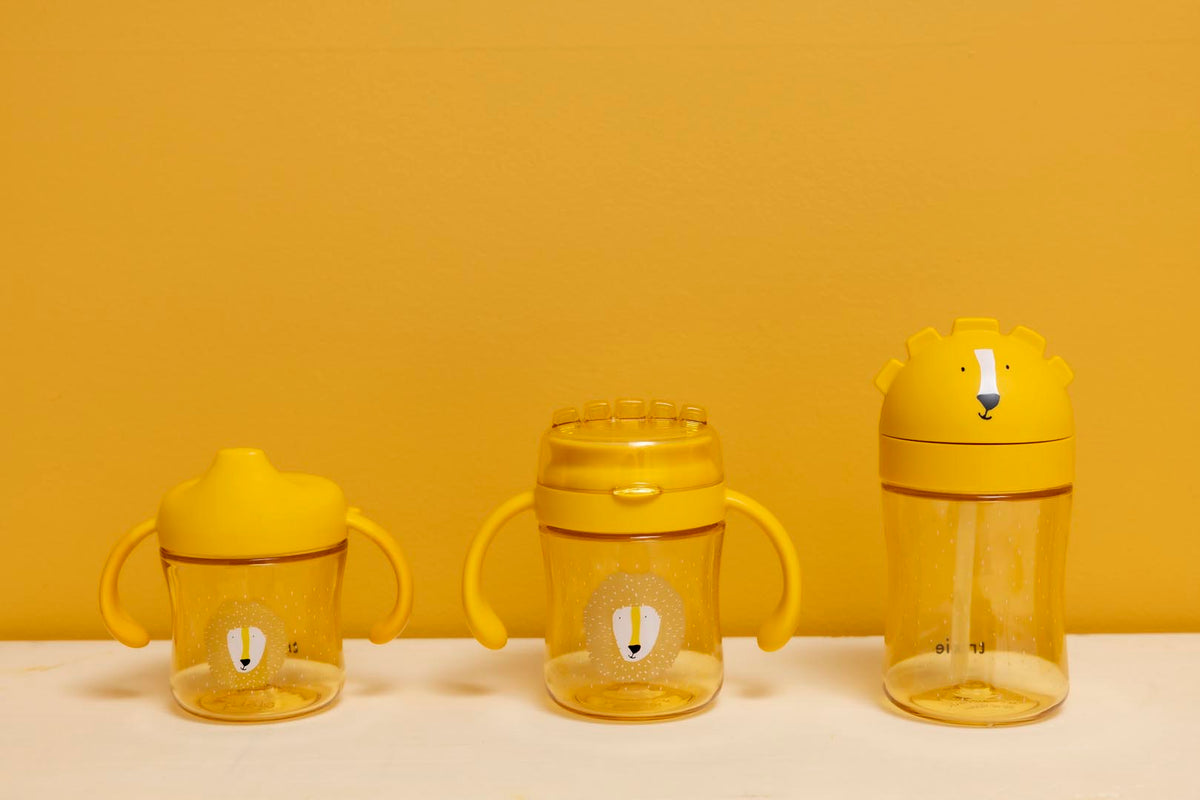 360° cup with handles - Mr. Lion (Min. of 2 PK, multiples of 2 PK)