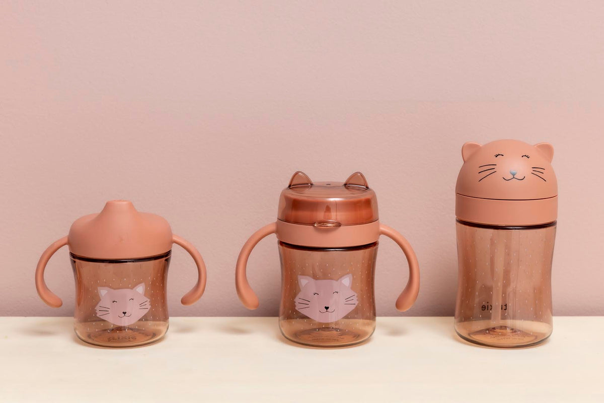 360° cup with handles - Mrs. Cat (Min. of 2 PK, multiples of 2 PK)