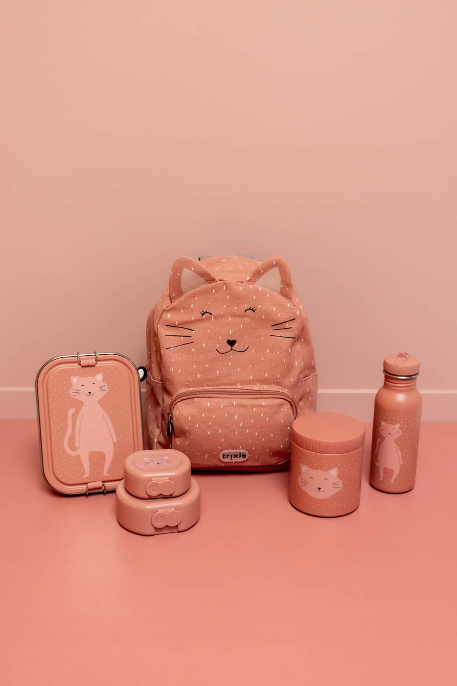 Trixie Snack box with clip - 2pcs - Mrs. Cat (Min. of 2 PK, multiples of 2 PK)
