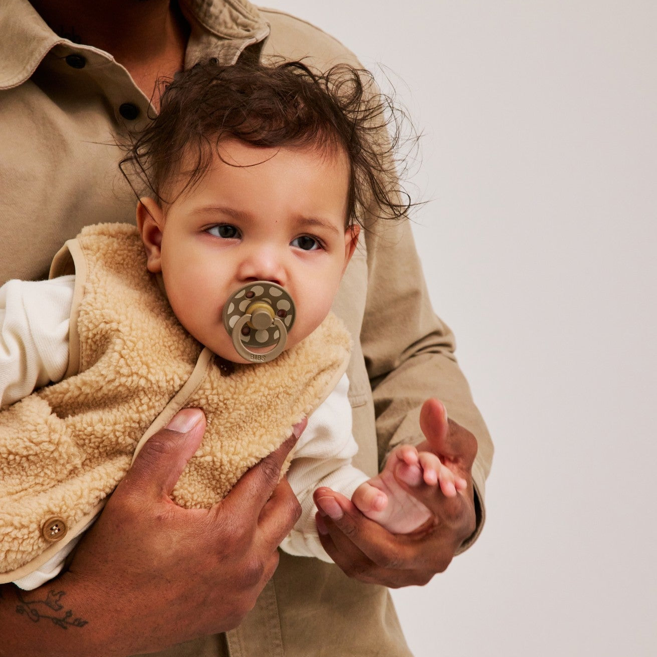 BIBS Pacifier Studio Colour 2 PACK Polka Vanilla/Dark Oak (Min. of 2 PK, multiples of 2 PK)