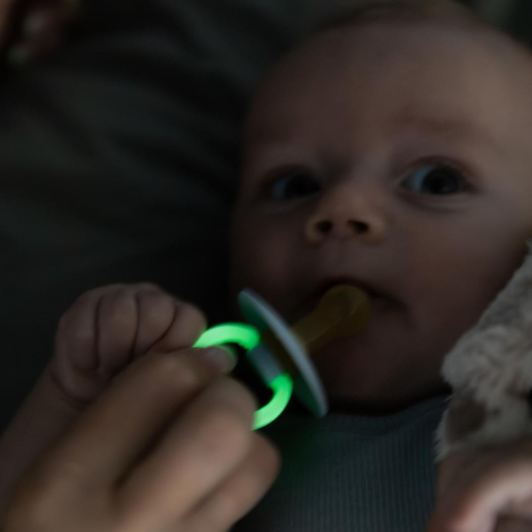 BIBS Pacifier Original COLOUR Latex 2 PK Hush GLOW/Grape GLOW (Min. of 2 PK, multiples of 2 PK)