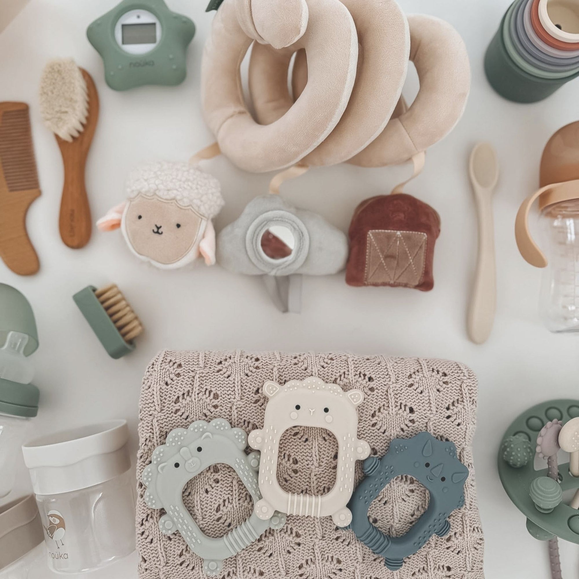noüka Silicone Teether Toy - Mimzy the Lamb (Sold in Case of 2, Qty of 1=2 products)