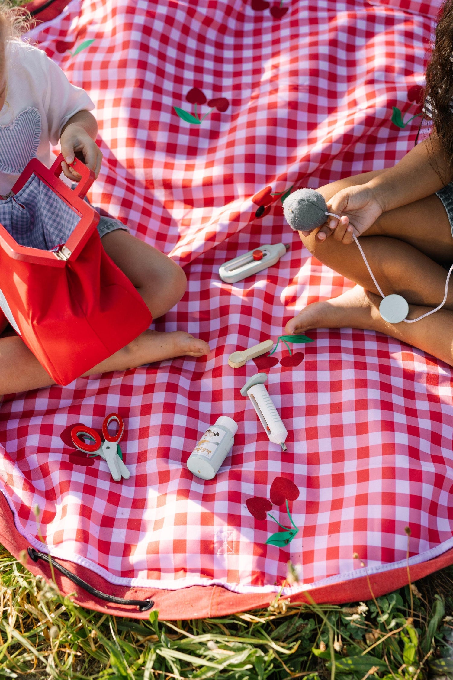 Play&amp;Go noomad Outdoor Playmat &amp; Toy Bag - Pic Nic (Min of 1, multiples of 1)