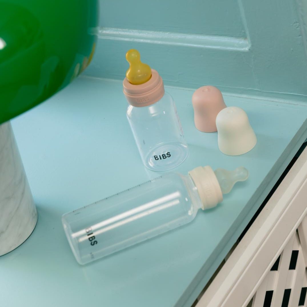 BIBS Baby Bottle Nipple Round Latex 2 pack Medium Flow (Min. of 2 PK , multiples of 2 PK) - MAIGHAN DISTRIBUTION CANADA