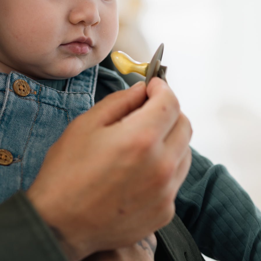 BIBS Pacifier Original COLOUR Latex 2 PK Anatomical Sage Glow / Cloud Glow (Min. of 2 PK, multiples of 2 PK) - MAIGHAN DISTRIBUTION CANADA