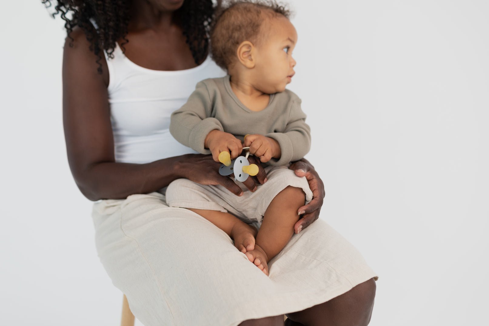 BIBS Pacifier Original COLOUR Latex 2 PK Anatomical Sage Glow / Cloud Glow (Min. of 2 PK, multiples of 2 PK) - MAIGHAN DISTRIBUTION CANADA