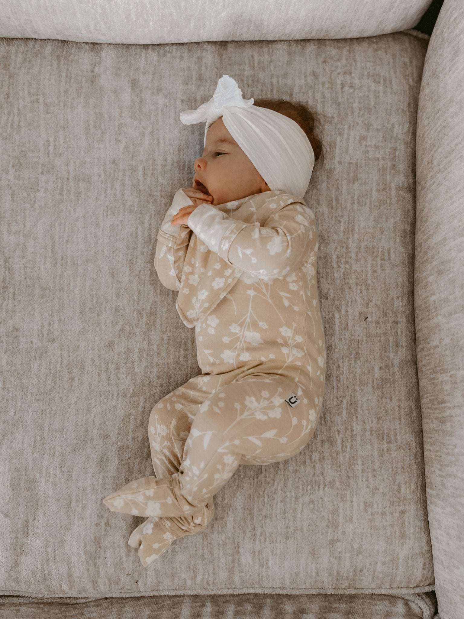 günamüna Convertible Footie Flora (Min. of 2, multiples of 2) - MAIGHAN DISTRIBUTION CANADA