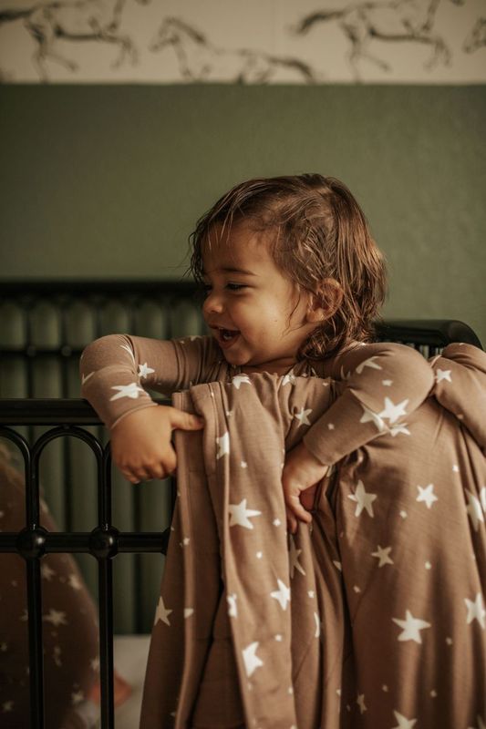 günamüna Convertible Footie Wonky Stars Daze (Min. of 2, multiples of 2) - MAIGHAN DISTRIBUTION CANADA