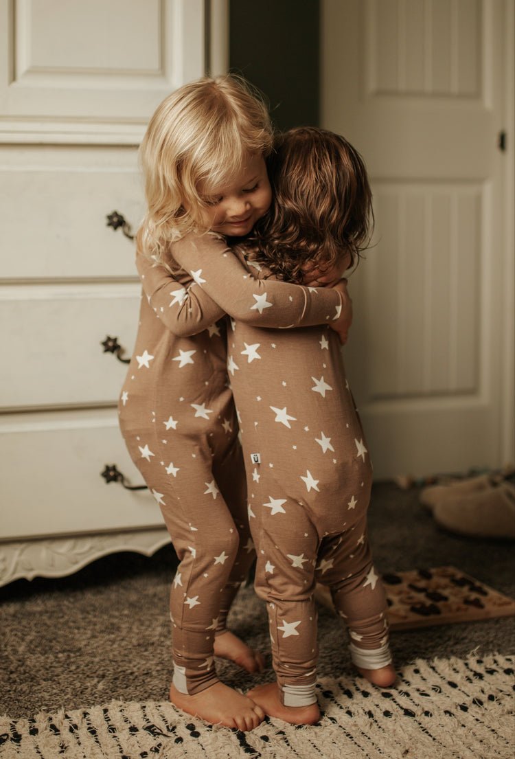 günamüna Convertible Footie Wonky Stars Daze (Min. of 2, multiples of 2) - MAIGHAN DISTRIBUTION CANADA