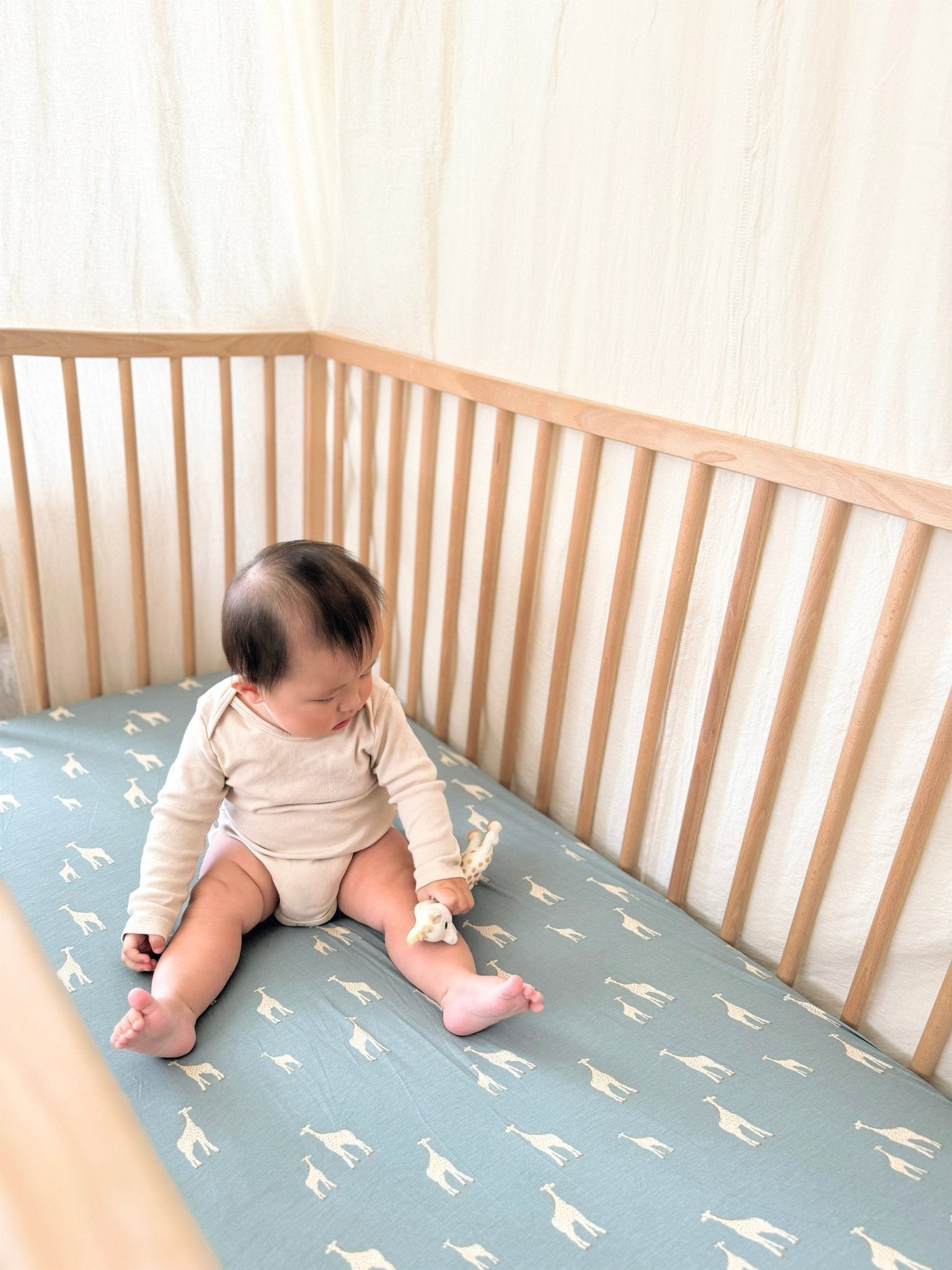 günamüna Crib Sheet - Giraffe (Min. of 2, multiples of 2) - MAIGHAN DISTRIBUTION CANADA