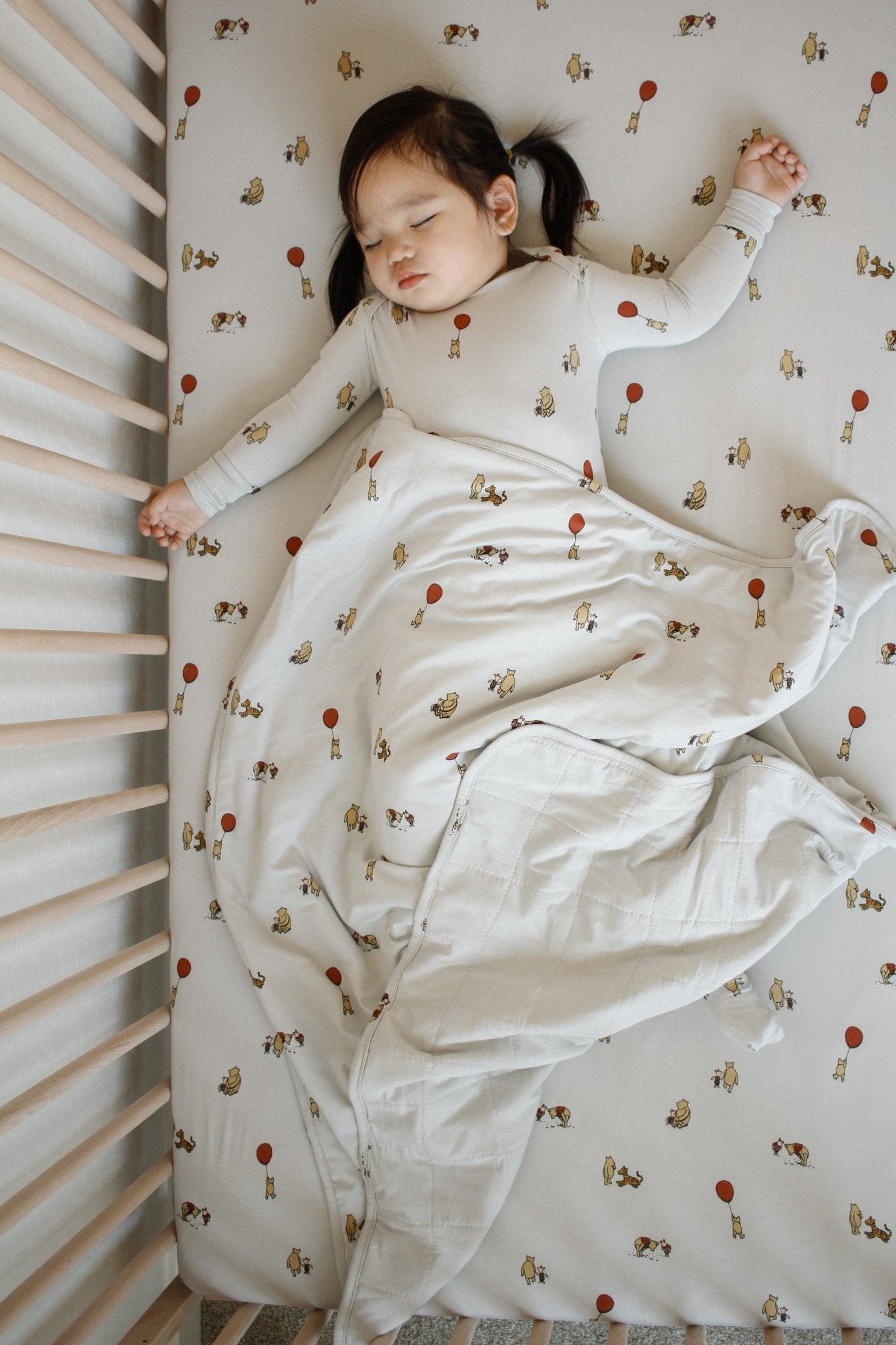 günamüna Crib Sheet - Pooh (Min. of 2, multiples of 2) - MAIGHAN DISTRIBUTION CANADA