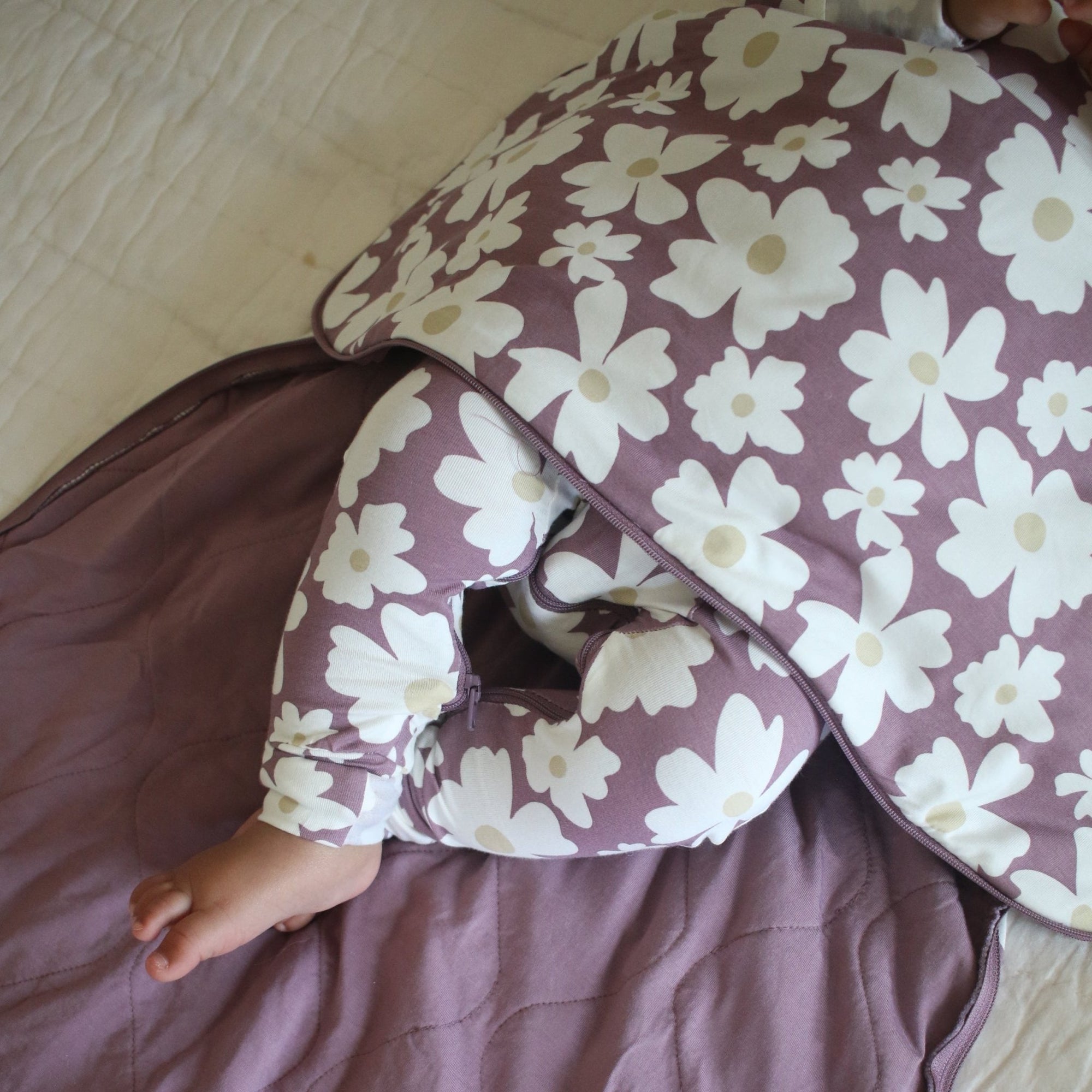 günamüna LONG Sleeve Sleep Sack Duvet Bamboo Blossom 1 TOG (Min of 2, multiples of 2) - MAIGHAN DISTRIBUTION CANADA