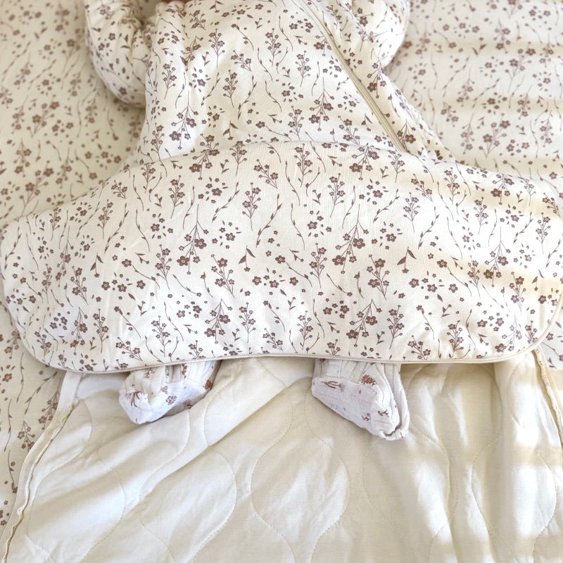 günamüna LONG Sleeve Sleep Sack Duvet Bamboo Posies 2.5 TOG (Min of 2, multiples of 2) - MAIGHAN DISTRIBUTION CANADA