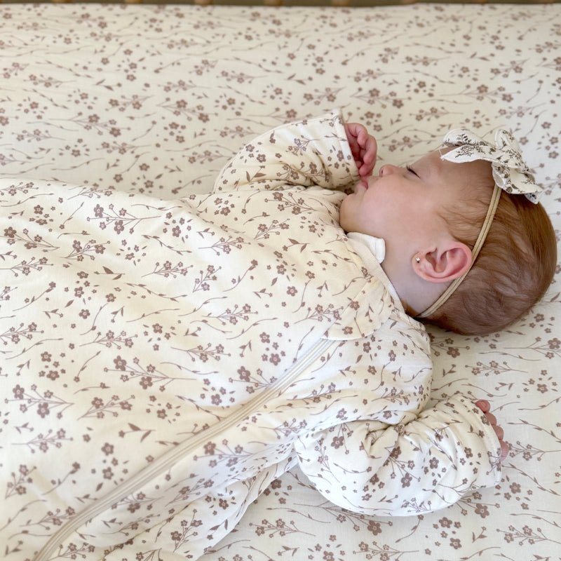 günamüna LONG Sleeve Sleep Sack Duvet Bamboo Posies 2.5 TOG (Min of 2, multiples of 2) - MAIGHAN DISTRIBUTION CANADA