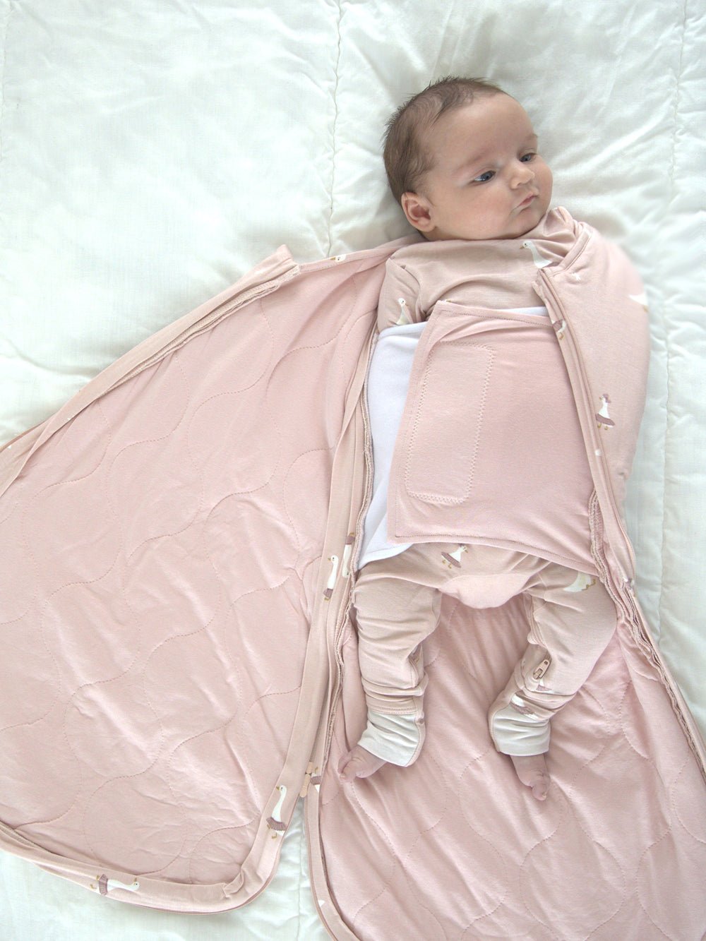 günamüna Swaddle Sleep Sack Duvet Bamboo Tutu Goose 0.5 TOG (Min. of 2, multiples of 2) - MAIGHAN DISTRIBUTION CANADA